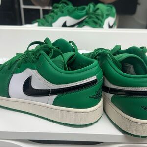 Boys Nike Jordan’s size 5.5